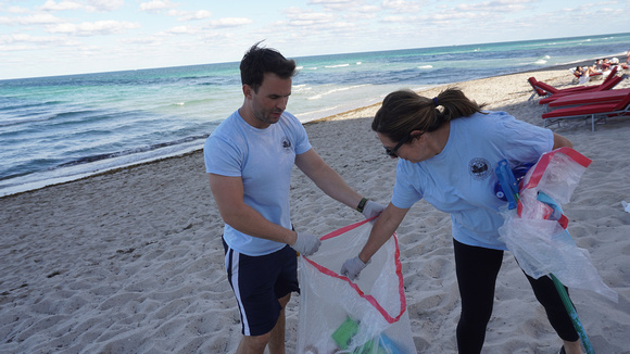 Employee Beach Cleanup 4.22.19 _MCT_ 8