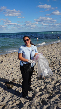 Employee Beach Cleanup 4.22.19 _MCT_ 123
